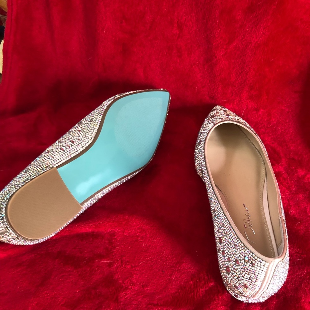 Silver Betsey Johnson flats! Never worn! Could really make an outfit stand out!